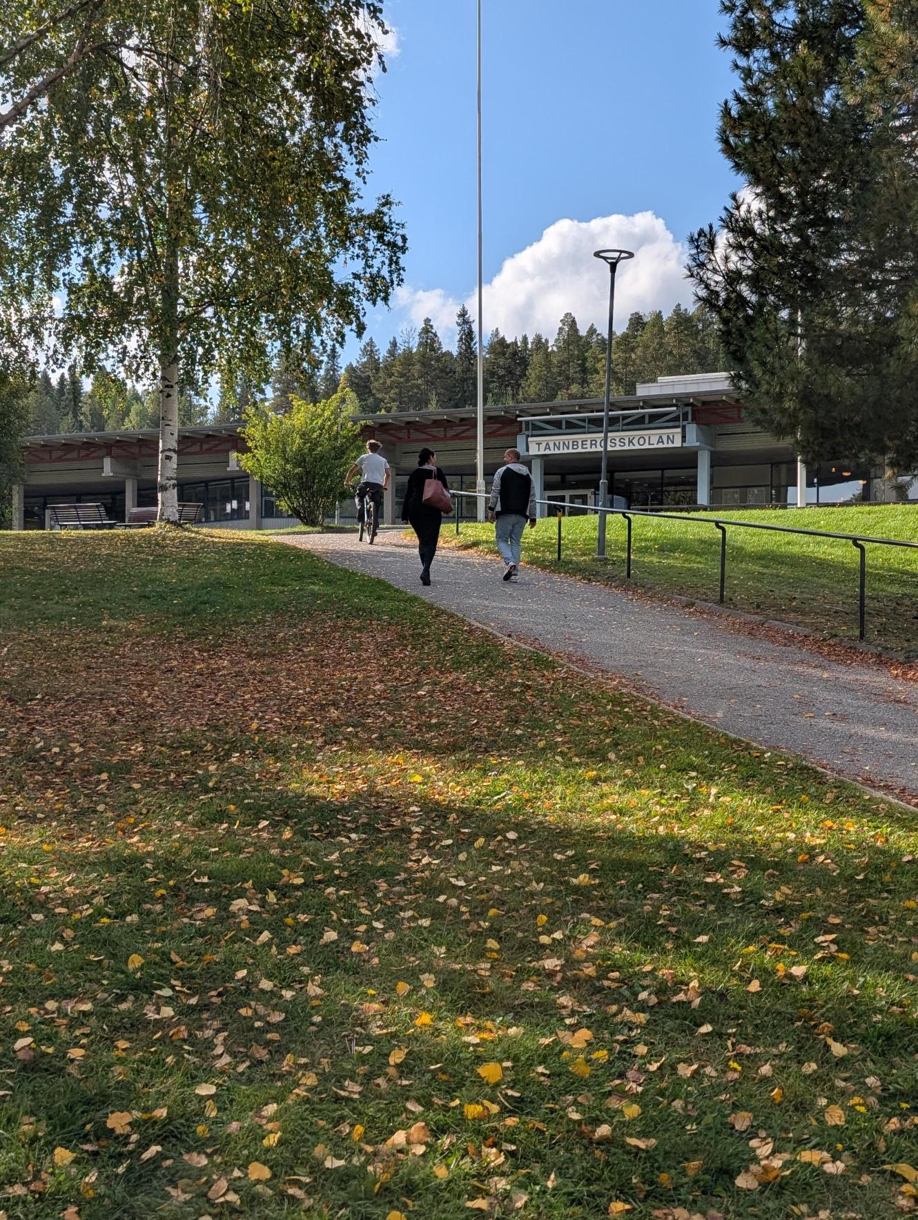 Media (9)